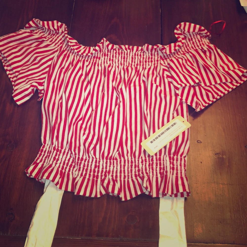 Size small off the shoulder top - NEVER WORN